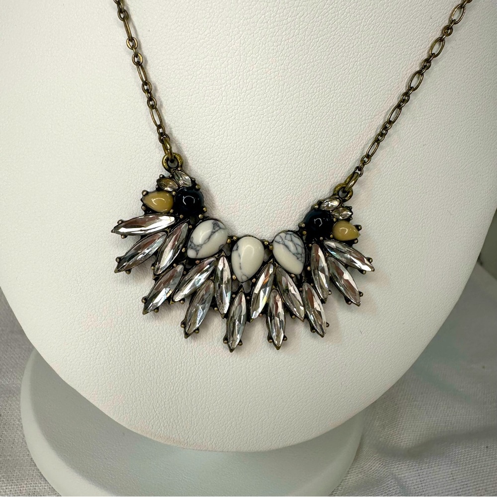 Chloe+Isabel rhinestone necklace
